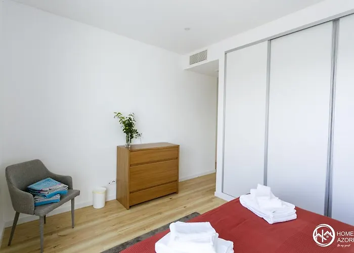 Azores - Casas Da Ladeira Ponta Delgada (Sao Miguel)