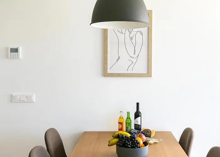 Azores - Casas Da Ladeira Ponta Delgada (Sao Miguel)