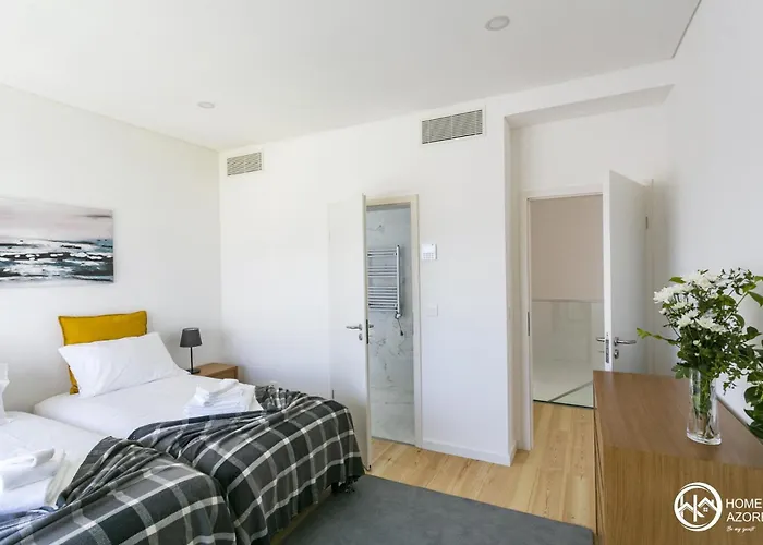 Azores - Casas Da Ladeira *